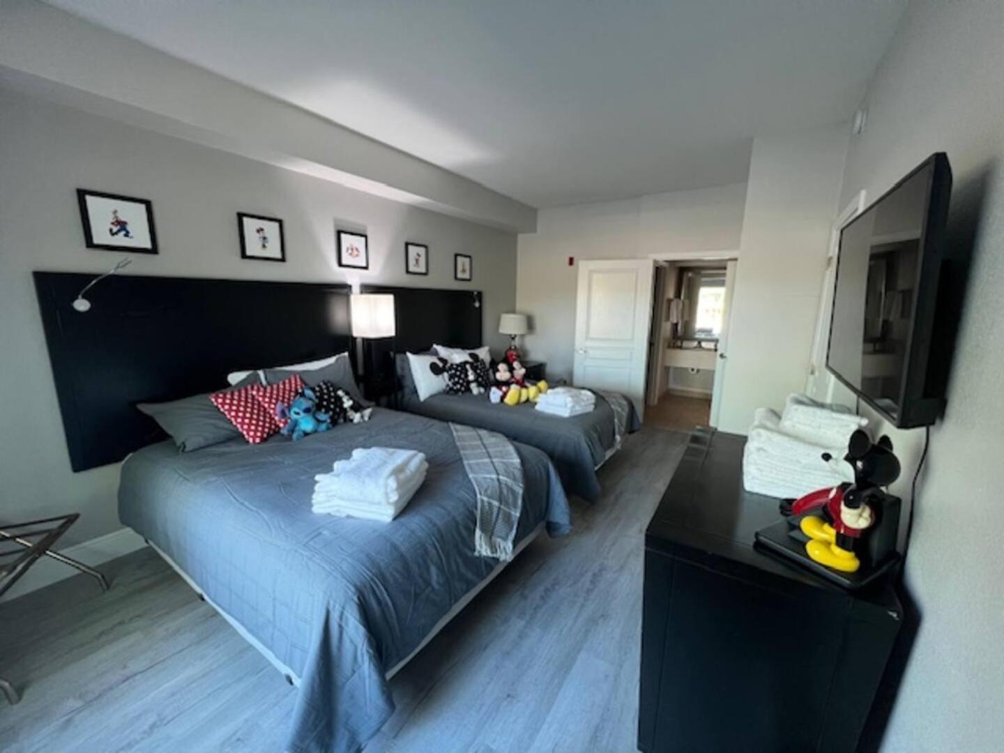 1st Floorepicshuttle Apartment